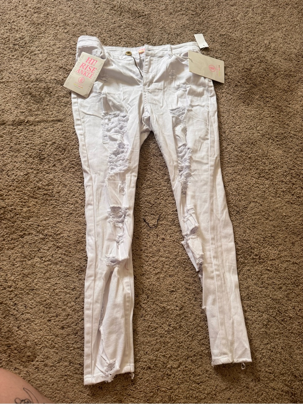 Hi-Rise Ankle White Ripped Jeans